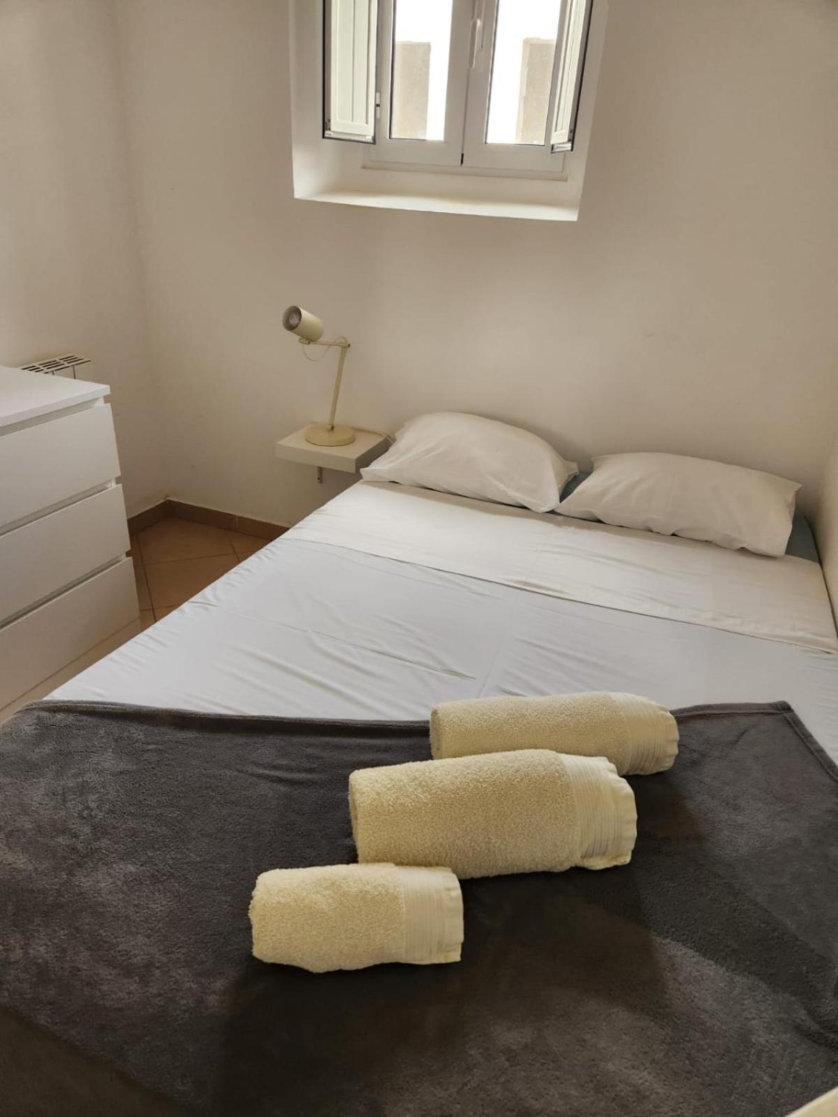 Blife Salinya Private Rooms At N125 Olhão Стая снимка